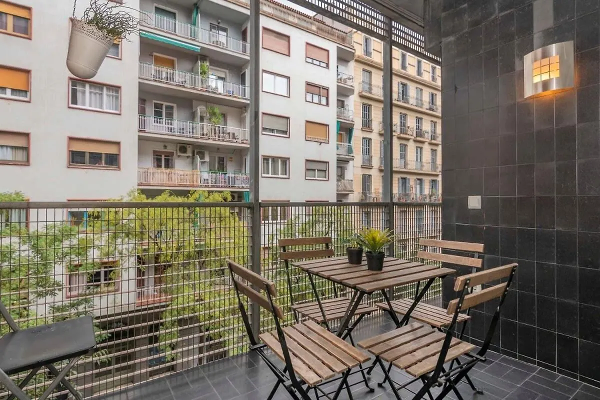 Apartman Comfy 4Bd-2Bth With Terrace In Plaza Espana Barcelona Spanyolország